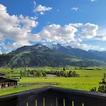 Mountain View Near Kaprun - Steinbock Apartment Piesendorf